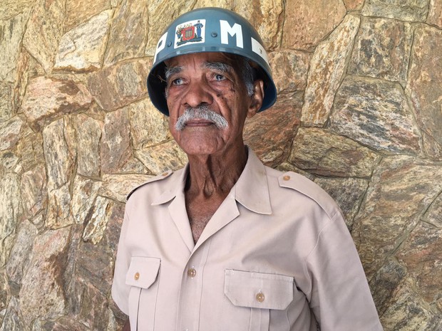 1º sargento Benedito Gregório tem 89 anos (Foto: Stephanie Fonseca/G1) 1º sargento Benedito Gregório tem 89 anos (Foto: Stephanie Fonseca/G1)