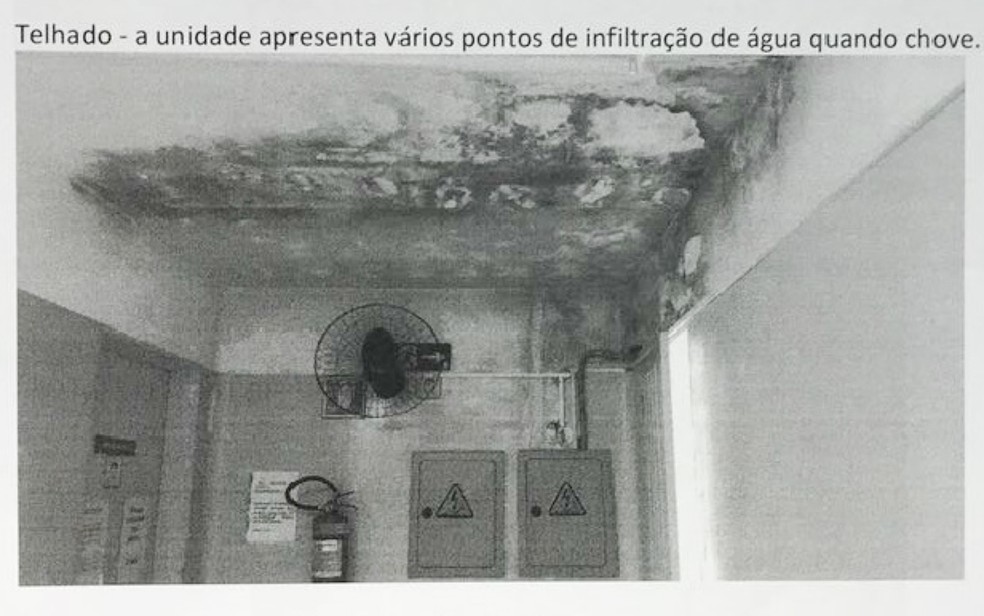 Infiltração no teto da Unidade Básica de Saúde Jardim Juliana em Ribeirão Preto (Foto: Reprodução)