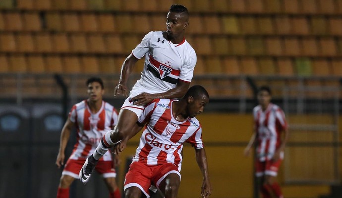 Thiago Mendes São Paulo (Foto: Rubens Chiri / saopaulofc.net)