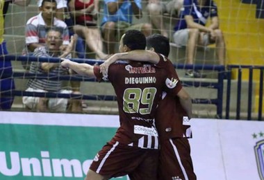 Dieguinho gol Orlândia futsal (Foto: Márcio Damião / ADC Intelli)