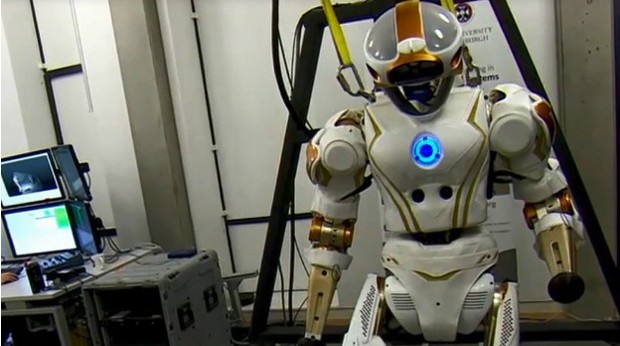 Robô Valkyrie mede 1,8 metro e pesa 125 quilos. (Foto: Nasa)