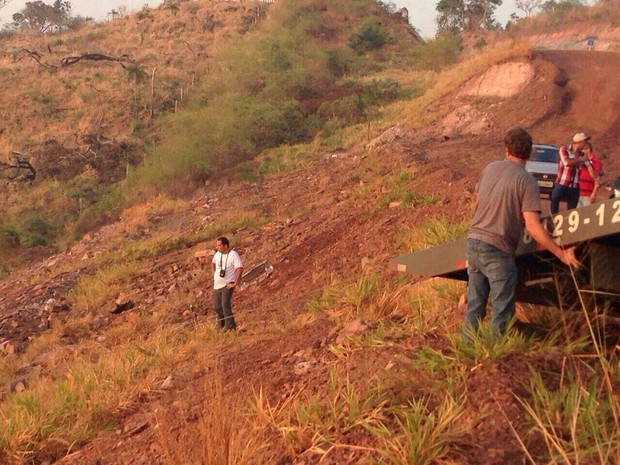 Acidente aconteceu no km 20 da TO-130 perto de Ponte Alta do Tocantins (Foto: Divulgação) Acidente aconteceu no km 20 da TO-130 perto de Ponte Alta do Tocantins (Foto: Divulgação)