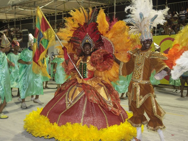 Túnel do Sacavem desfilando na Passarela de São Luís, em 2015 (Foto: De Jesus/O Estado)
