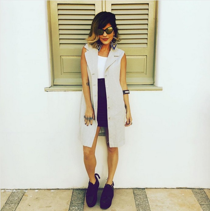 Confira os looks da semana da apresentadora Paula Magalh u00e3es notícias em Extras Mosaico Baiano Adesivo Estrela Kalunga ~ Confira os looks da semana da apresentadora Paula Magalh u00e3es notícias em Extras Mosaico Baiano