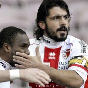 Léo Itaperuna, ex-Fluminense, com Gattuso (Foto: Divulgação/ Sion)