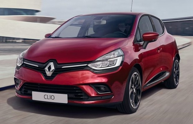 Renault Clio continua sendo vendido na Europa, onde foi renovado recentemente (Foto: Divulgação)