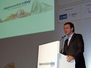 Paes comemora rating concedido pela Standard & Poor’s ao Rio