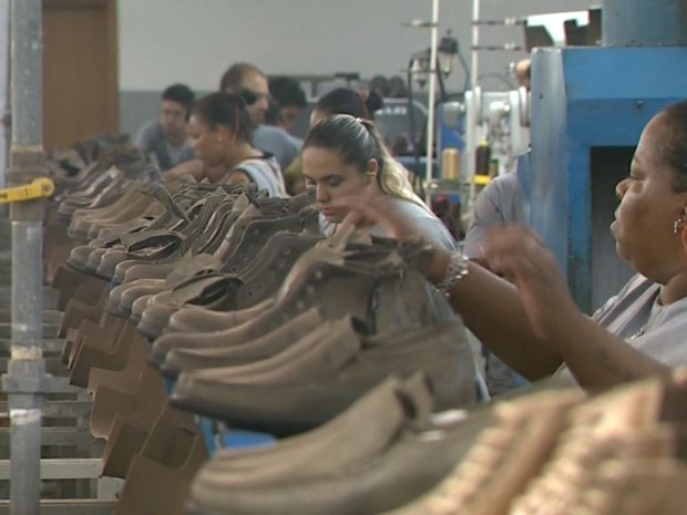 Fábrica de calçados de Franca, SP (Foto: Márcio Meireles/EPTV)