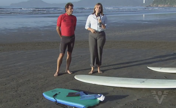 Escolinha de surf (Foto: Reprodução/TV Tribuna)