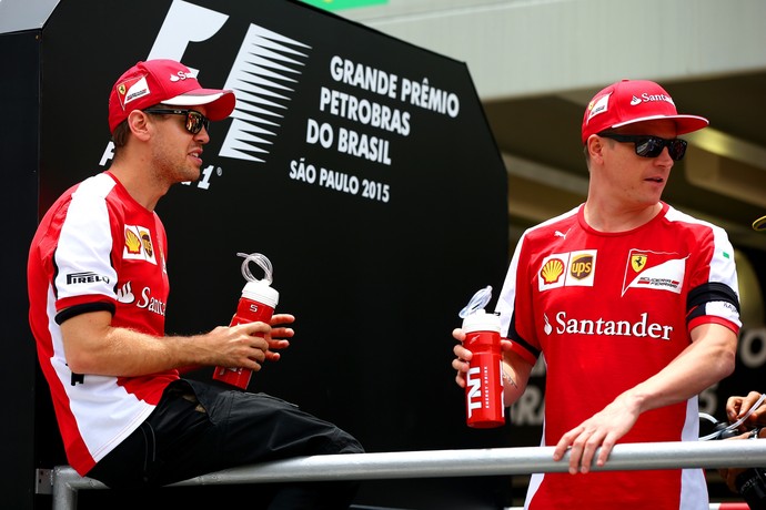 Sebastian Vettel e o companheiro Kimi Raikkonen em Interlagos (Foto: Getty Images) Sebastian Vettel e o companheiro Kimi Raikkonen em Interlagos (Foto: Getty Images)
