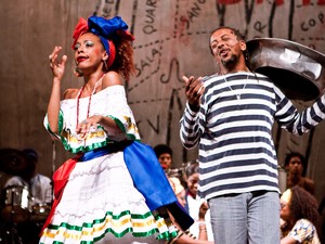 Ó Paí ó, peça, Salvador, Bahia (Foto: Jo]ão Meirelles/ Divulgação)