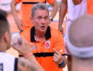Márcio Andrade, técnico do Goiânia (Foto: João Pires/LNB)