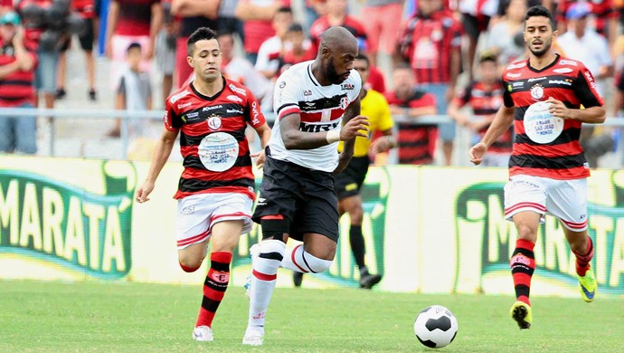 Campinense x Santa Cruz Copa do Nordeste (Foto: Aldo Carneiro / Pernambuco Press)