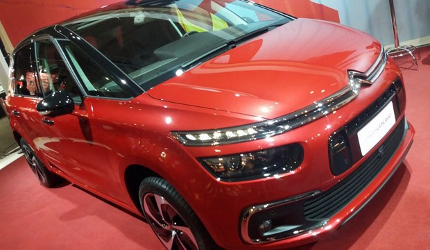 Citroën C4 Picasso reestilizado no Salão de SP 2016 (Foto: Peter Fussy/G1) Citroën C4 Picasso reestilizado no Salão de SP 2016 (Foto: Peter Fussy/G1)