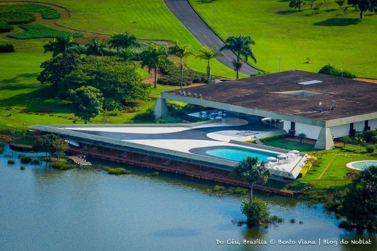 Resultado de imagem para palácio jaburu