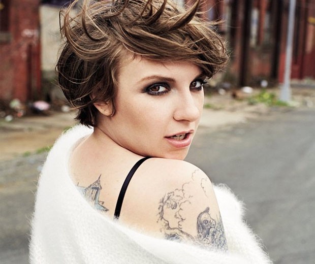 LENA DUNHAM (Foto: reprodução/marieclaireuk) LENA DUNHAM (Foto: reprodução/marieclaireuk)