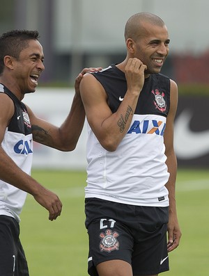 Emerson Jorge Henrique treino Corinthians (Foto: Daniel Augusto Jr. / Ag. Corinthians)