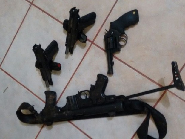 Polícia apreendeu armamento usado em assalto a banco de Rurópolis (PA) (Foto: Divulgação/Polícia Civil)