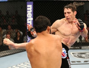 Tim Kennedy x Rafael Sapo, UFC Fight for the Troops 3 (Foto: Getty) Tim Kennedy x Rafael Sapo, UFC Fight for the Troops 3 (Foto: Getty)