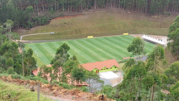 Campo do China Park que receberá o Botafogo  (Foto: Felippe Costa)