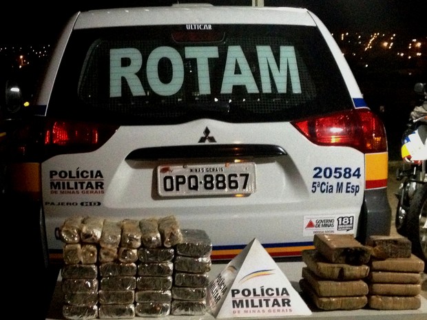 Cerca de 28kg de drogas foram apreendidos (Foto: Polícia Militar)
