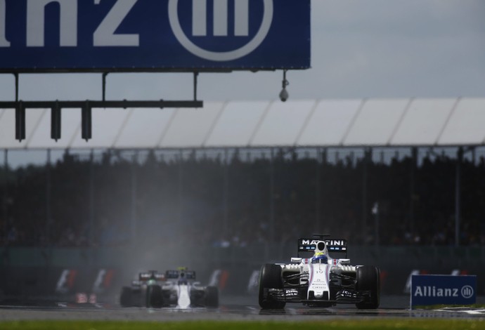 Felipe Massa chegou à frente de Valtteri Bottas no GP da Inglaterra (Foto: Divulgação)