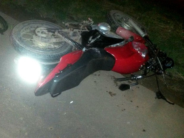 G Motociclista Morre Ap S Chocar Se Contra Poste Na Rodovia Jk No