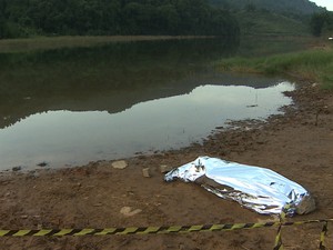 Irmãs morreram afogas em represa de Nazaré Paulista (Foto: Silas Basílio/TV Vanguarda)