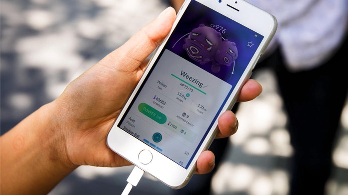 Desde seu lançamento Pokémon Go está consumindo muita bateria (Foto: Reprodução/CNET) (Foto: Desde seu lançamento Pokémon Go está consumindo muita bateria (Foto: Reprodução/CNET)) Desde seu lançamento Pokémon Go está consumindo muita bateria (Foto: Reprodução/CNET) (Foto: Desde seu lançamento Pokémon Go está consumindo muita bateria (Foto: Reprodução/CNET))