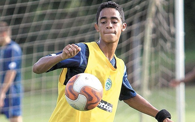 Felipe Amorim, meia-atacante do Goiás (Foto: Zuhair Mohamad / O Popular)