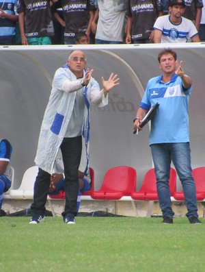 Oliveira Canindé, técnico do CSA (Foto: Denison Roma / GloboEsporte.com)