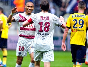 Jussie e Plasil, Sochaux x Bordeaux (Foto: AFP)