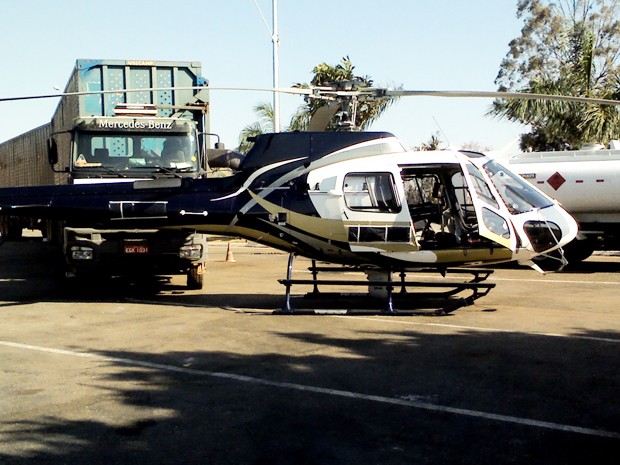Helicóptero Monte Carmelo (Foto: Anderson Pereira/Divulgação)
