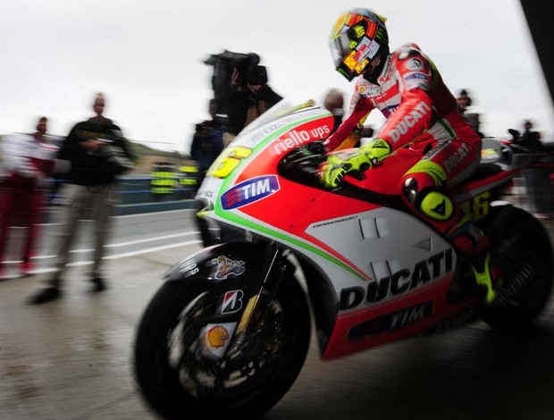 Valentino Rossi treino MotoGP (Foto: AFP)