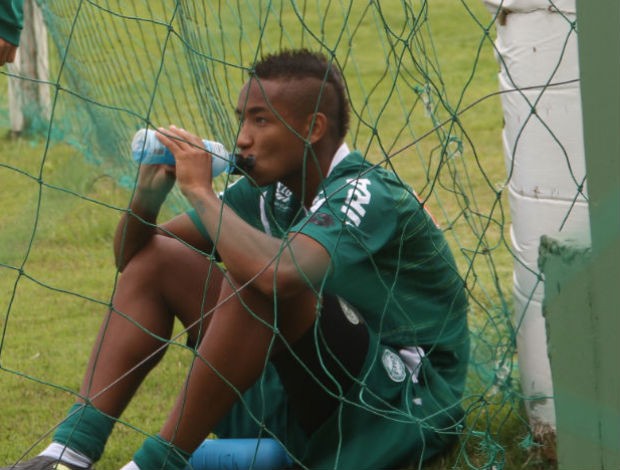 Rafael Silva, meia do Coritiba (Foto: Gabriel Hamilko / Globoesporte.com)