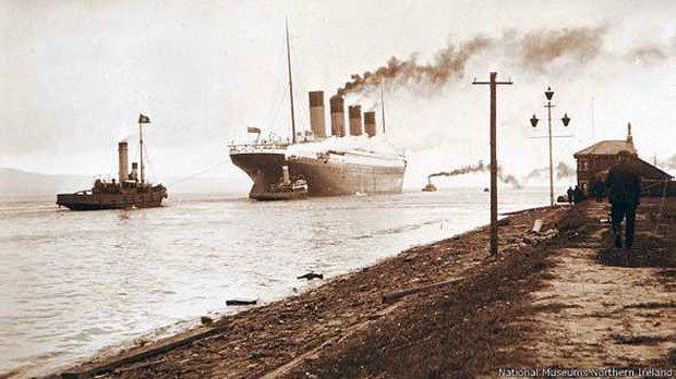 O Titanic lança fumaça nos céus de Belfast  (Foto: National Museums Northern Ireland)