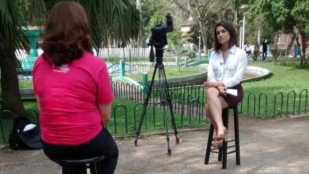 Fabiana Nascimento aceitou o desafio de fazer as reportagens (Foto: Guilherme Lira/RBS TV)