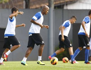 Victor Andrade treino Santos (Foto: Ricardo Saibun / Santos FC)