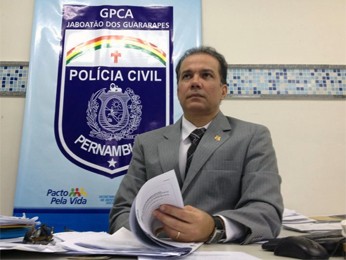 Delegado Carlos Barbosa, da GPCA de Prazeres, em Jaboatão. (Foto: Kety Marinho / TV Globo)