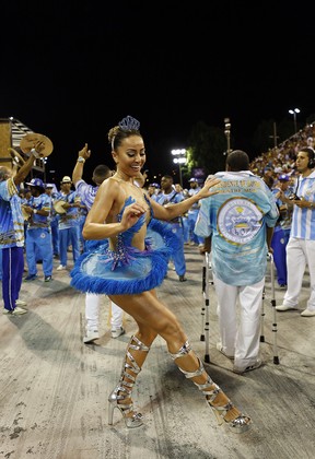 Sabrina Sato em ensaio técnico da Vila Isabel na Marquês de Sapucaí, no Centro do Rio (Foto: Marcos Serra Lima/ EGO)