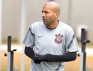 Emerson no treino do Corinthians (Foto: Daniel Augusto Jr. / Ag. Corinthians)