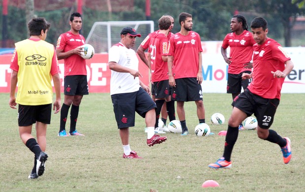 Paulo Henrique, ex-técnico do time de juniores. (Foto: Fernando Azevedo / Fla Imagem)