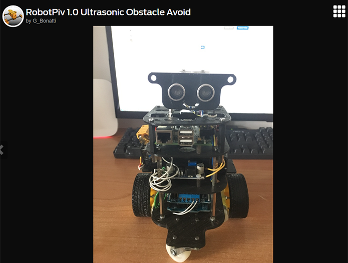 RobotPiv 1.0 usa sensor ultrassônico para detectar, e evitar, obstáculos (Foto: Divulgação/Giacomo Bonatti)