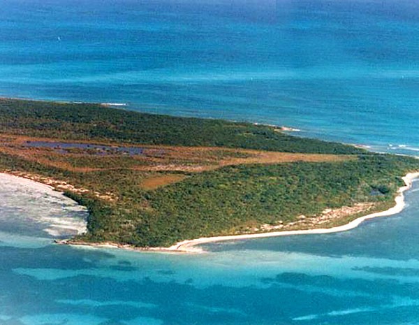 Por 'tempo limitado', ilha Stranger’s Cay tem desconto de 14% e sai por US$ 2,75 milhões. (Foto: www.privateislandsonline.com)