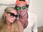 Álvaro Garnero Filho posa em clima de intimidade com Paris Hilton