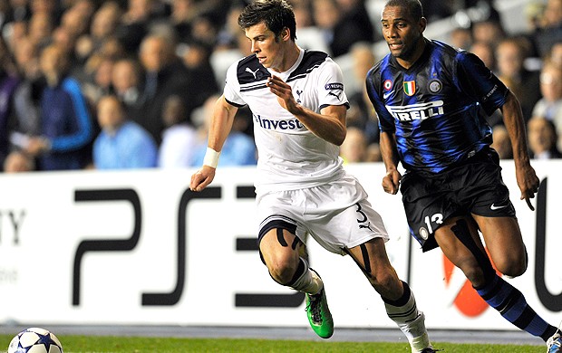 Gareth Bale Maicon (Foto: AFP)