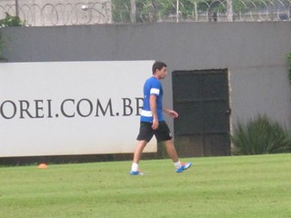 Mena treino Santos (Foto: Fulvio Feola)