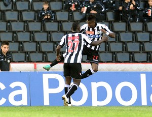 Maicosuel comemora gol da Udinese contra o Pescara (Foto: Getty Images)