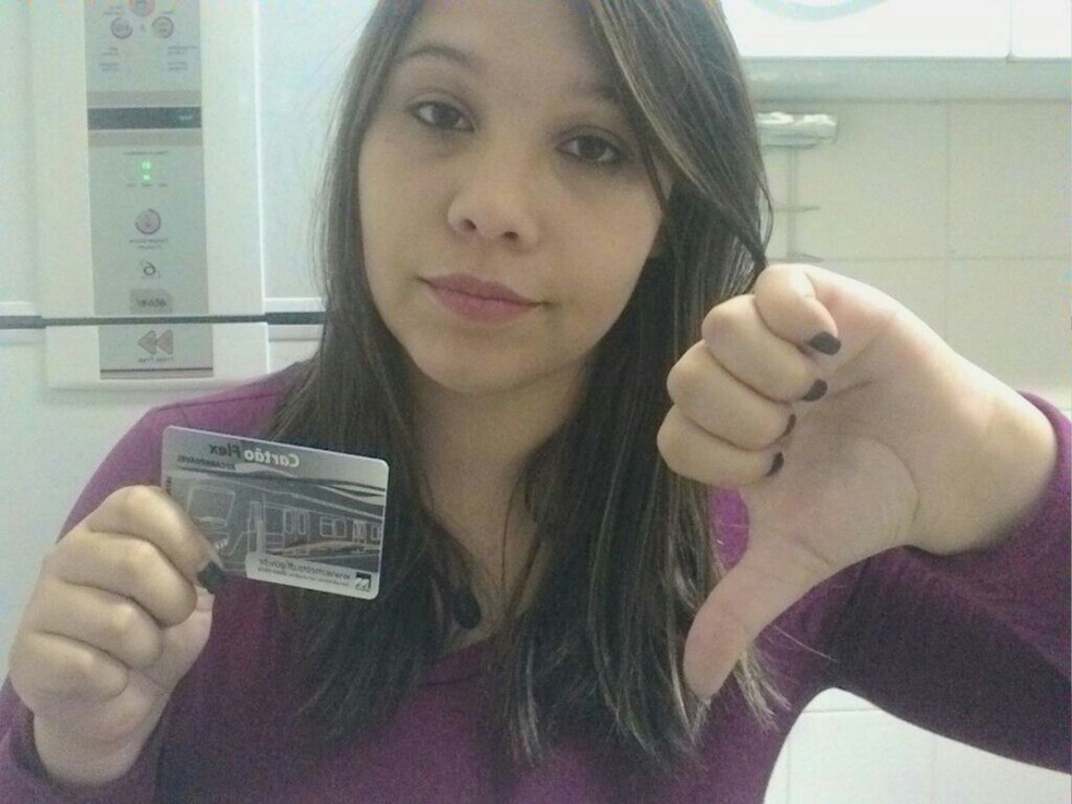 Ingrid Melo tentou usar o cartão, mas hoje não conseguiu (Foto: Ingrid Melo / Divulgação)