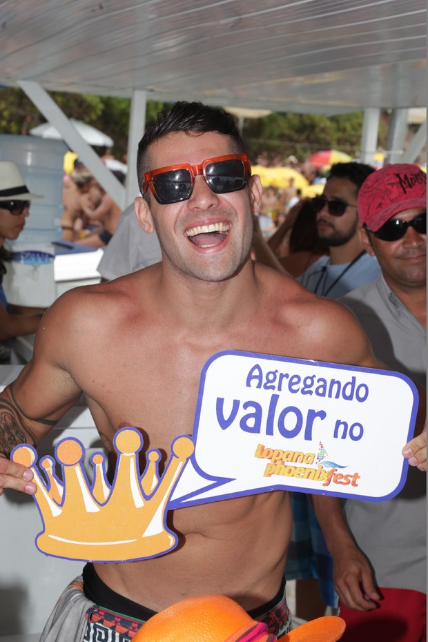 Yuri, ex-bbb, em micareta em Alagoas (Foto: Divulgação / Fred Pontes)